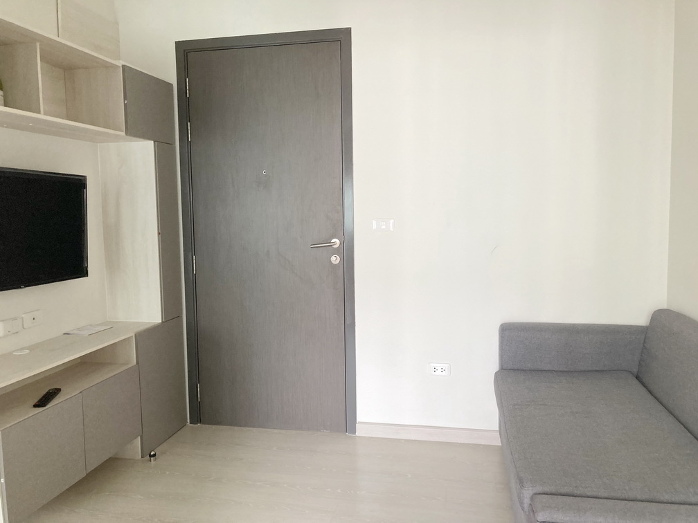 H974 ขายถูกกว่าโครงการ หรือให้เช่า คอนโด นิช ไอดี เสรีไทย – วงแหวน 29.86 ตร.ม. ชั้น6 ซอยเสรีไทย 81/2 เข้าซอยเพียง 40 เมตร โครงการใหม่พึ่งสร้างเสร็จ