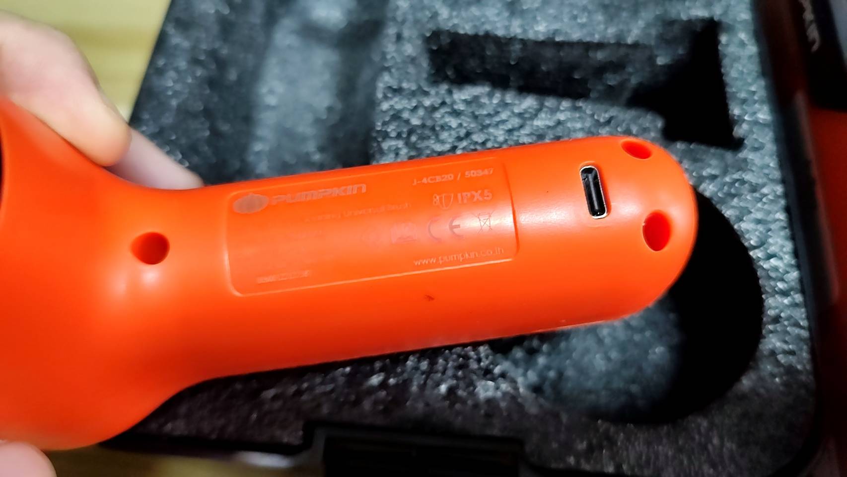 เครื่องขัดอเนกประสงค์ไร้สาย 4V J-4CB20 PUMPKIN #50347