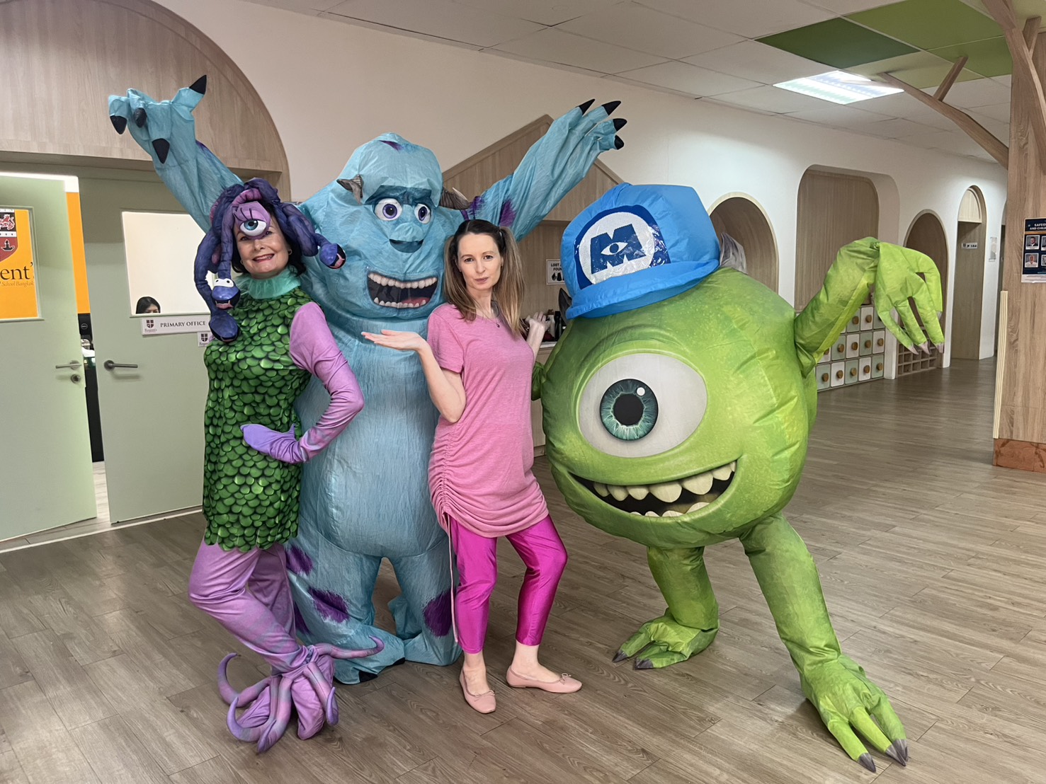 ชุดไมค์ Mike @ Monsters Inc