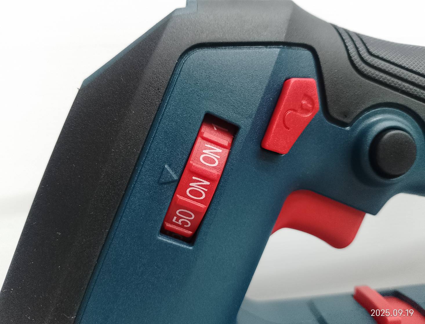 เครื่องอัดจาระบี18V GFP18V-10 BOSCH