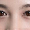 หน้าเด็กกว่าเดิมด้วยการยกคิ้วนะคะ