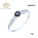 แหวนเพชรcz ประดับเพชร CZ แหวนประดับพลอยรูปทรงกลมเหลี่ยมเกสรสีดำ เล่นดีไซน์ช่วงบ่าประดับเพชรกลมขาวเรียงแถว แหวนดูเลอค่า เจิดจรัสแบบไร้ที่ติ งานสุดเนี้ยบมีมนต์สเน่ห์น่าจับจอง