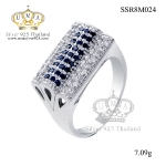 แหวนเงิน ประดับเพชร CZ ดีไซน์โฉบเฉี่ยวทันสมัยควรค่าแก่การครอบครอง ใส่ติดนิ้วได้ทุกงาน เพชรใช้ระบบการฝัง โดยช่างผู้ชำนาญงานและมีประสบการณ์