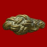 แหวนพิรอด พ่อท่านหมุน วัดเขาแดงตะวันออก จ.พัทลุง (ร่างทรง หลวงพ่อทวด วัดช้างไห้ และทวดสิทธิปฏัก) สร้างปีพ.ศ. ๒๕๑๖-๒๕๒๑ สร้างจากแผ่นยันต์ โลหะศักดิ์สิทธิ์ต่างๆ ของพ่อท่านหมุน มาหลอมรวมกับโลหะสำหรับหล่อเป็นแหวนพิรอด มีอภินิหารและประสบการณ์มากมาย.(โชว์พระ)