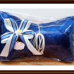 หมอนใบชา สามเหลี่ยมใหญ่ สูง 8 นิ้ว กว้าง 14 นิ้ว