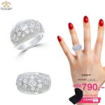 แหวนผู้ชาย ประดับเพชรCZ แหวนเพชรชายสไตล์หรูหราโอ่อ่า ตัวเรือนเงินแท้100% (เงินแท้92.5%) ฝังเพชรเรียงตัวสวยงาม สะท้อนแสงเป็นประกายระยิบระยับเต็มนิ้วทั้งวง ใส่ได้ทุกโอกาส [Size 6 = เบอร์ 52 (ร้านทองทั่วไป)]