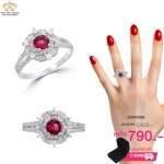 แหวนเงิน ประดับเพชร CZ แหวนดอกไม้ประดับพลอยกลมเหลี่ยมเกสรสีแดง ล้อมเพชรกลมขาว ฉลุบ่าฝังเพชรเรียงเรียง 2 แถว ดีไซน์โฉบเฉี่ยวทันสมัยควรค่าแก่การครอบครอง ใส่ติดนิ้วได้ทุกงาน