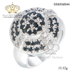 แหวนเงิน ประดับเพชร CZ แหวนทรงกลมนูน ดีไซน์หรูหราเปล่งประกายเจิดจรัส แวววับงามจับใจ มีสไตล์ และทันสมัยรวมอยู่ในวงเดียวกัน
