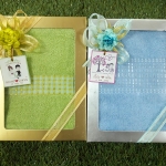 ﻿ผ้าเช็ดผมสีพื้น แพคเกจกล่องทอง