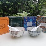 ชามขนาด 4.5 นิ้ว พร้อมช้อนเซรามิค และกล่องหิ้ว