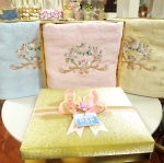 ผ้าขนหนูปักลาย แพคเกจกล่องทอง