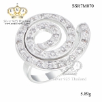 แหวนเพชรcz ประดับเพชร CZ แหวนทรงลายเส้นดัดเป็นวงกลม ดีไซน์สวยระดับไฮโซหวานซ่อนเปรี้ยว ออกแบบได้สวยเวอร์ล้ำเริศ งานดีประณีตทุกขั้นตอน