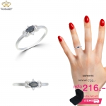 แหวนเพชรcz ประดับเพชร CZ แหวนพลอยรูปทรงไข่สีดำ เล่นดีไซน์บ่าแหวนประดับเพชรกลมขาว แสงแวววาวสะดุดตาประทับใจแก่ผู้พบเห็น