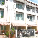 H800 ขายทาวน์โฮม 3ชั้น 20 ตร.วา ม.บ้านกลางเมือง S Sense พระราม9-ลาดพร้าว ตรงข้ามโรงแรมทาวน์อินทาวน์ ทำเลดี สภาพพร้อมอยู่