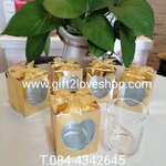 แก้วเปีกใสกล่องทองรูปหัวใจ ผูกโบว์ ตามภาพ