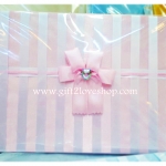 สมุดอวยพรแบบผ้าไหมลายริ้วชมพู-ขาว