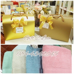 ผ้าเช็ดตัวรับไหว้ แพคเกจกล่องทองหูหิ้ว