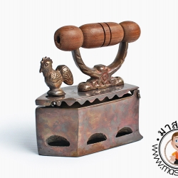 เตารีดทองเหลืองขนาดเล็ก