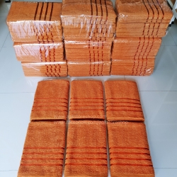 ขายส่ง ผ้าเช็ดตัวคอตตอน สีกรัก ส่ง 50 บาท