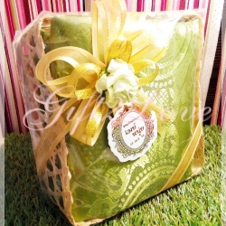 ผ้าแพรรับไหว้ ขนาด 5 ฟุต แพคเกจชะลอมฝาเปิด