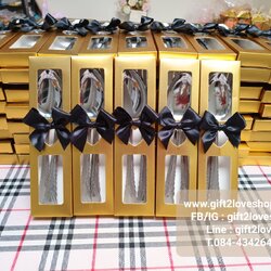 ช้อนส้อมสแตนเลสกล่องทอง