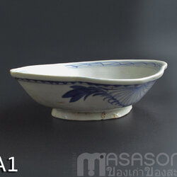 ชามกระเบื้องเคลือบโบราณ