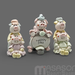 หมูครอบครัว Happy