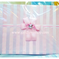 สมุดอวยพรแบบผ้าไหมลายริ้วชมพู-ขาว