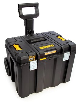 กล่องใส่เครื่องมือ+ถาด+มีล้อ DWST83347-1 DEWALT (T STAK)