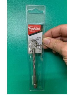 ดอกสว่านเจาะปูน ก้านหกเหลี่ยม 6.5mm. MAKITA #D-55061