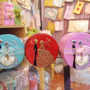 กล่องโลหะ