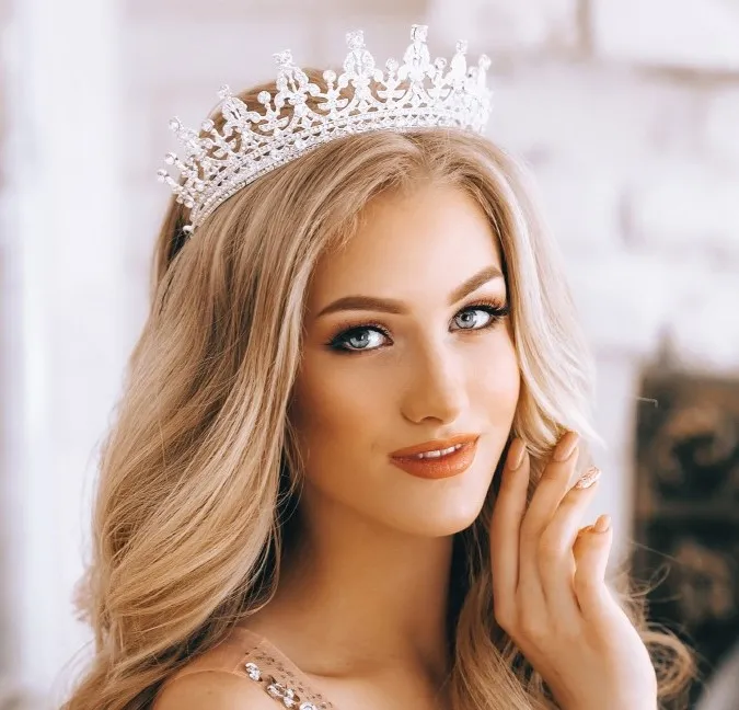 (พร้อมส่ง) เทียร่า 016 สีเงิน มงกุฎนางงาม มงกุฎเจ้าหญิง งานสวย ปราณีต QCเพชรทุกเม็ด สินค้าพร้อมส่งจากไทย